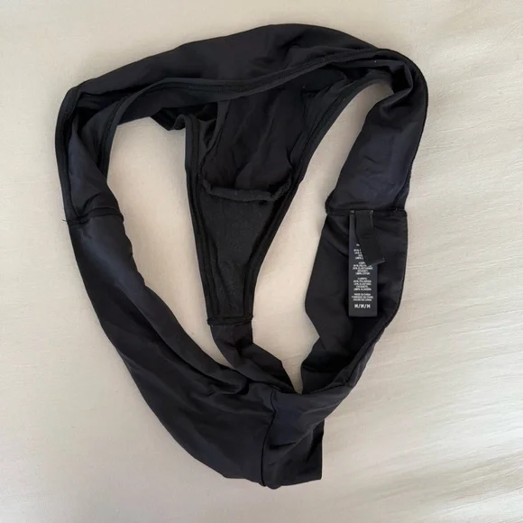 Skims 2-pack Shine Foundations Thong Black Brown Medium - Picture 5 of 7